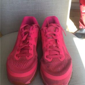 Nike Women's Bright Pink Athletic Shoes
